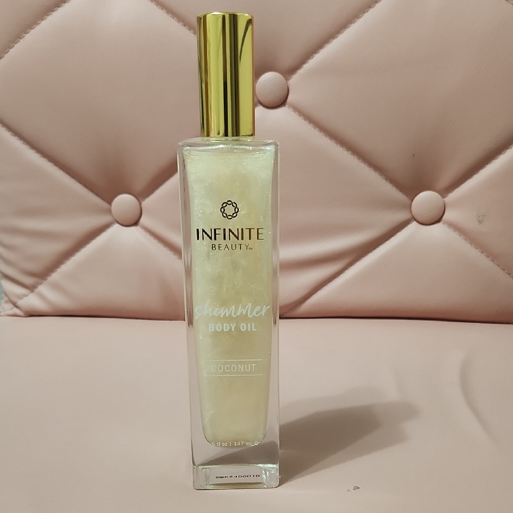 Infinite Beauty Coconut Shimmer Body Oil - Gold NEW